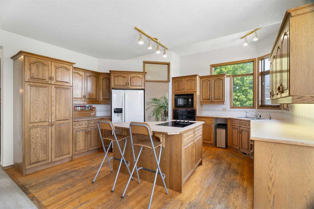 Picture of 210 McKinnon Drive , Carseland Real Estate Listing