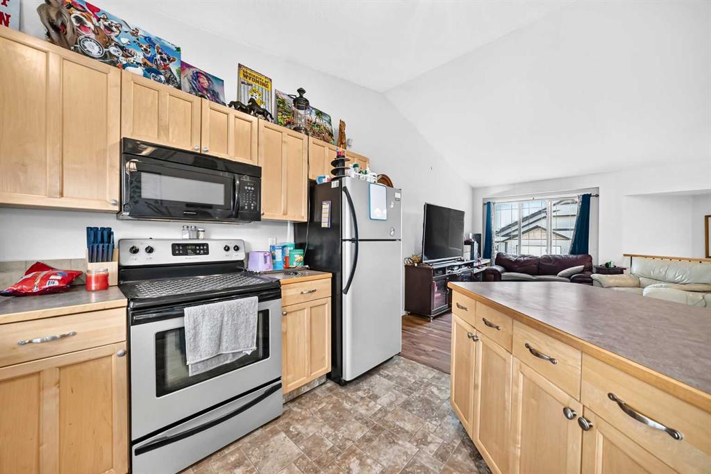 Picture of 1 Sandpiper Drive , Didsbury Real Estate Listing