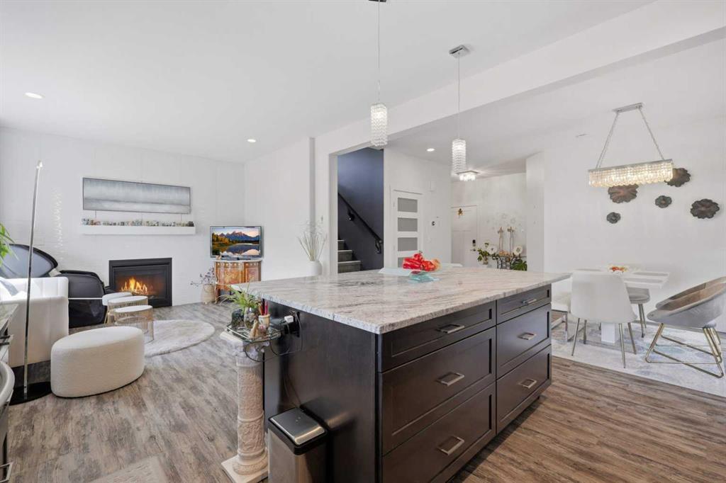 Picture of 44 Cole Way , Sylvan Lake Real Estate Listing
