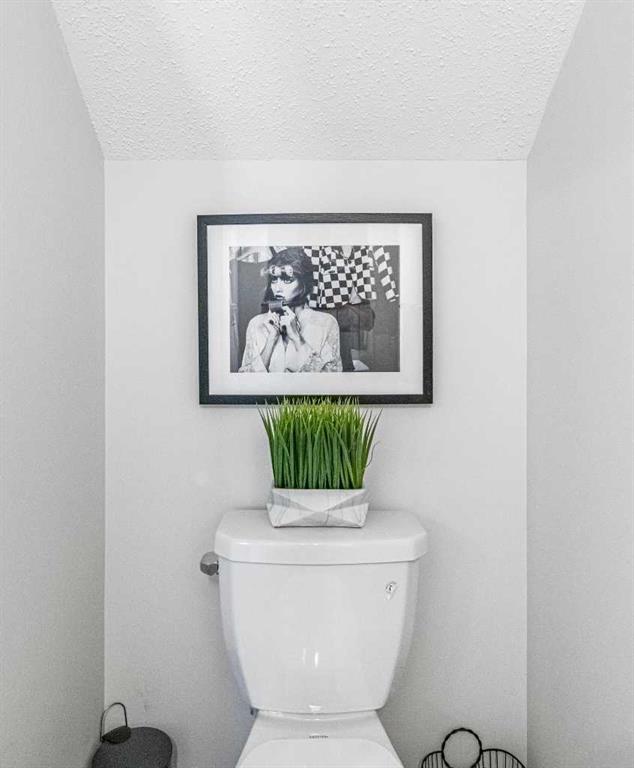 Picture of 310 Cranbrook Square SE, Calgary Real Estate Listing