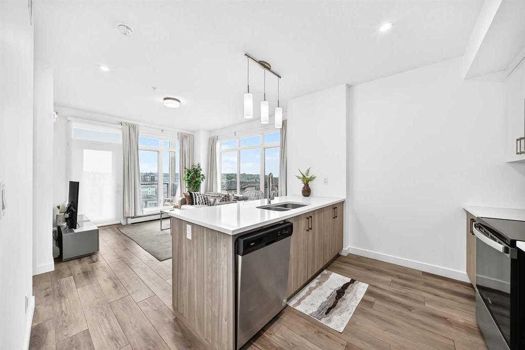 Picture of 316, 205 Spring Creek Common SW, Calgary Real Estate Listing