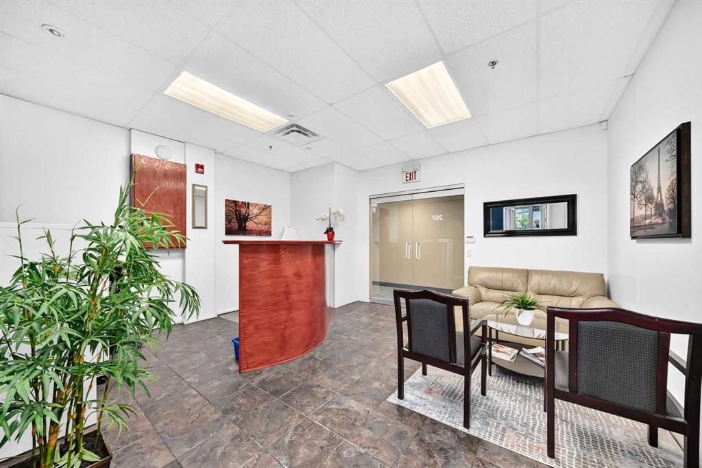 Picture of 207, 5718 1A Street SW, Calgary Real Estate Listing