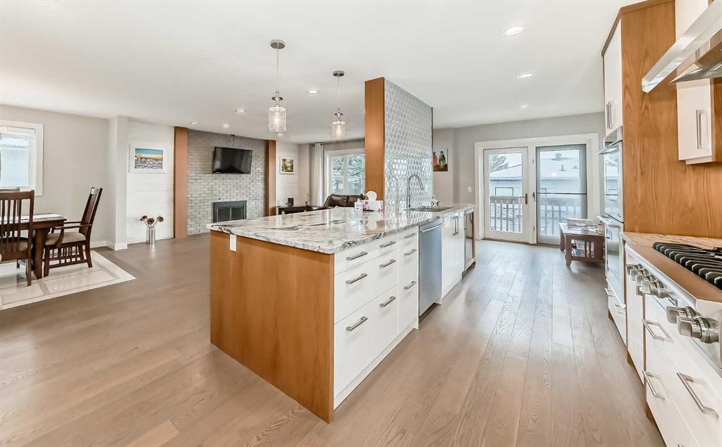 Picture of 56 Patterson Crescent SW, Calgary Real Estate Listing
