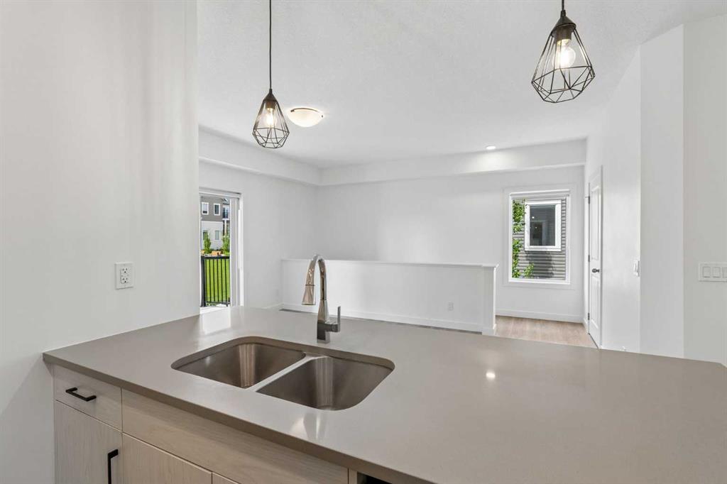 Picture of 801, 24 Rivercrest Drive , Cochrane Real Estate Listing