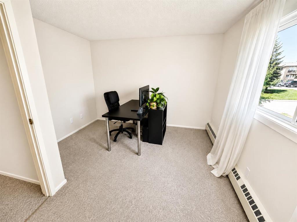Picture of 302, 41 Bennett Street , Red Deer Real Estate Listing