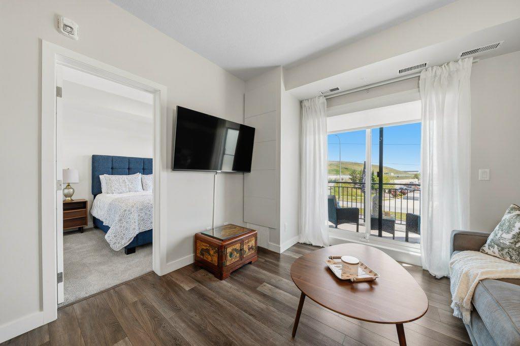 Picture of 224, 255 Les Jardins Park SE, Calgary Real Estate Listing