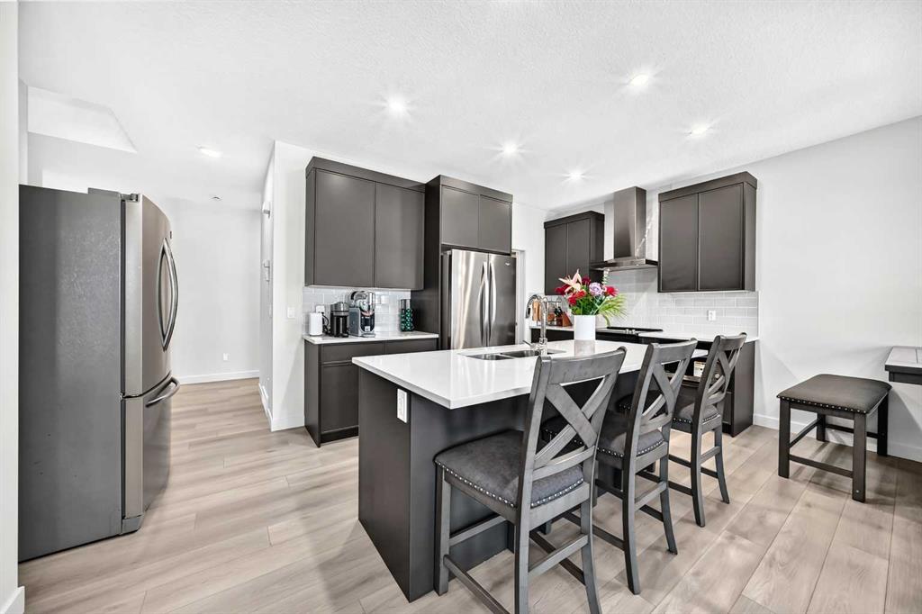Picture of 27 Belvedere Point SE, Calgary Real Estate Listing