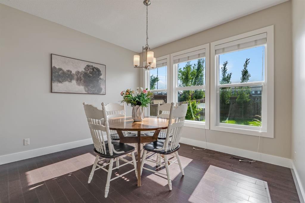 Picture of 198 Mahogany Passage SE, Calgary Real Estate Listing