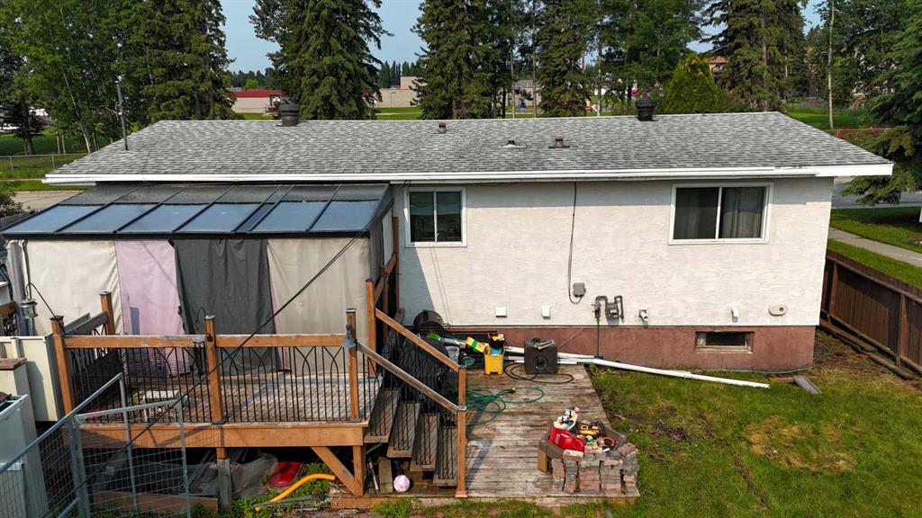 Picture of 1121 56 Street , Edson Real Estate Listing