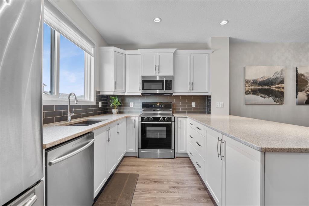 Picture of 31 Red Embers Lane NE, Calgary Real Estate Listing
