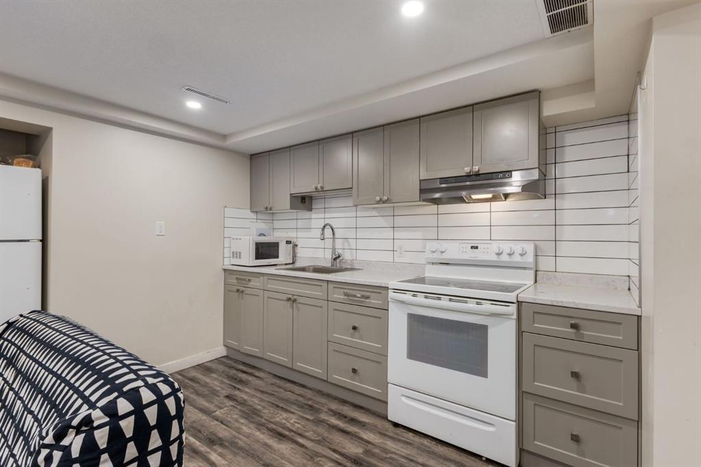 Picture of 2024 43 Street SE, Calgary Real Estate Listing
