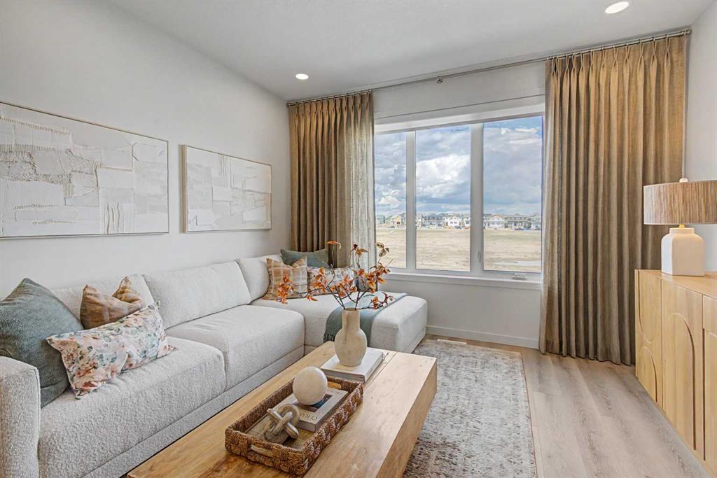 Picture of 7369 MERCADO Avenue SE, Calgary Real Estate Listing