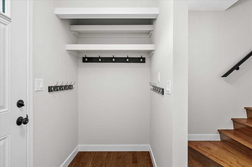Picture of 73 Sunvale Crescent SE, Calgary Real Estate Listing