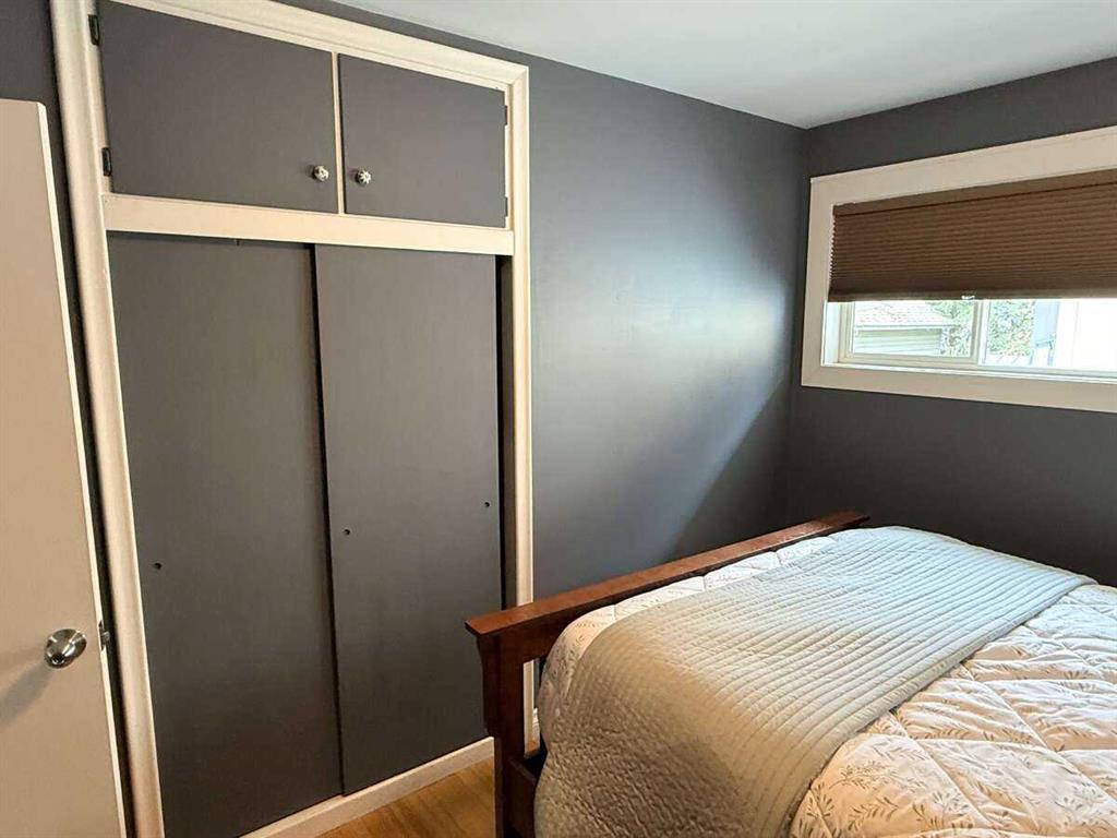 Picture of 126 Douglas Drive , Hinton Real Estate Listing
