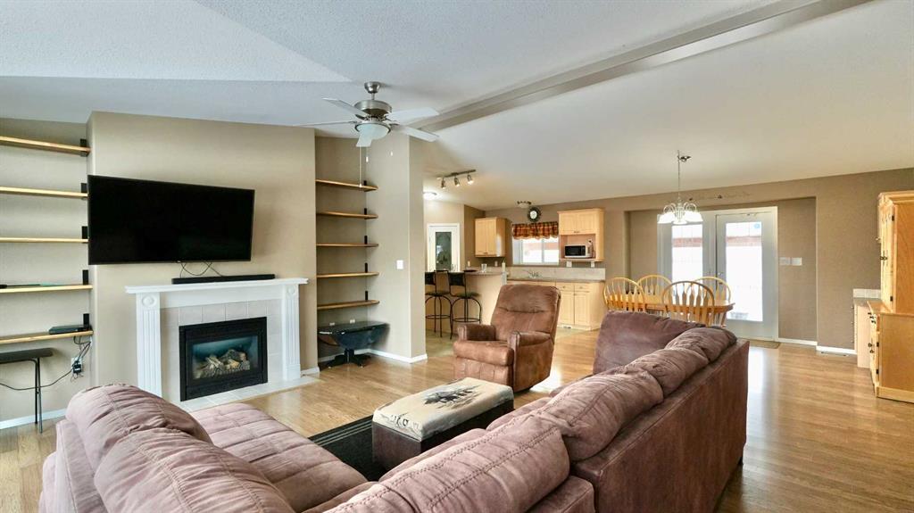 Picture of 20414 Township Road 851  , Rural Northern Sunrise County Real Estate Listing