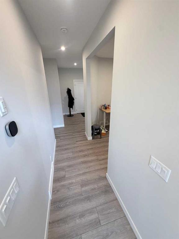 Picture of 300 Carringvue Place NW, Calgary Real Estate Listing
