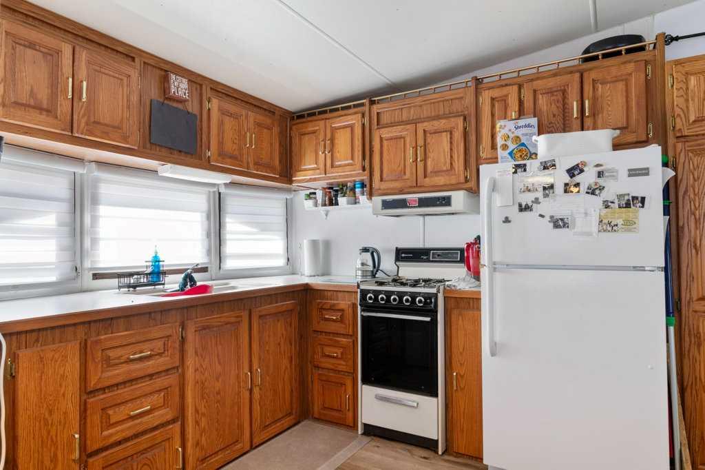 Picture of 81 Points West Resort  , Sylvan Lake Real Estate Listing