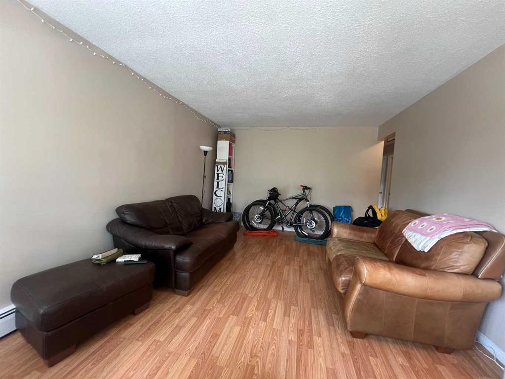 Picture of 12, 414 41 Street , Edson Real Estate Listing
