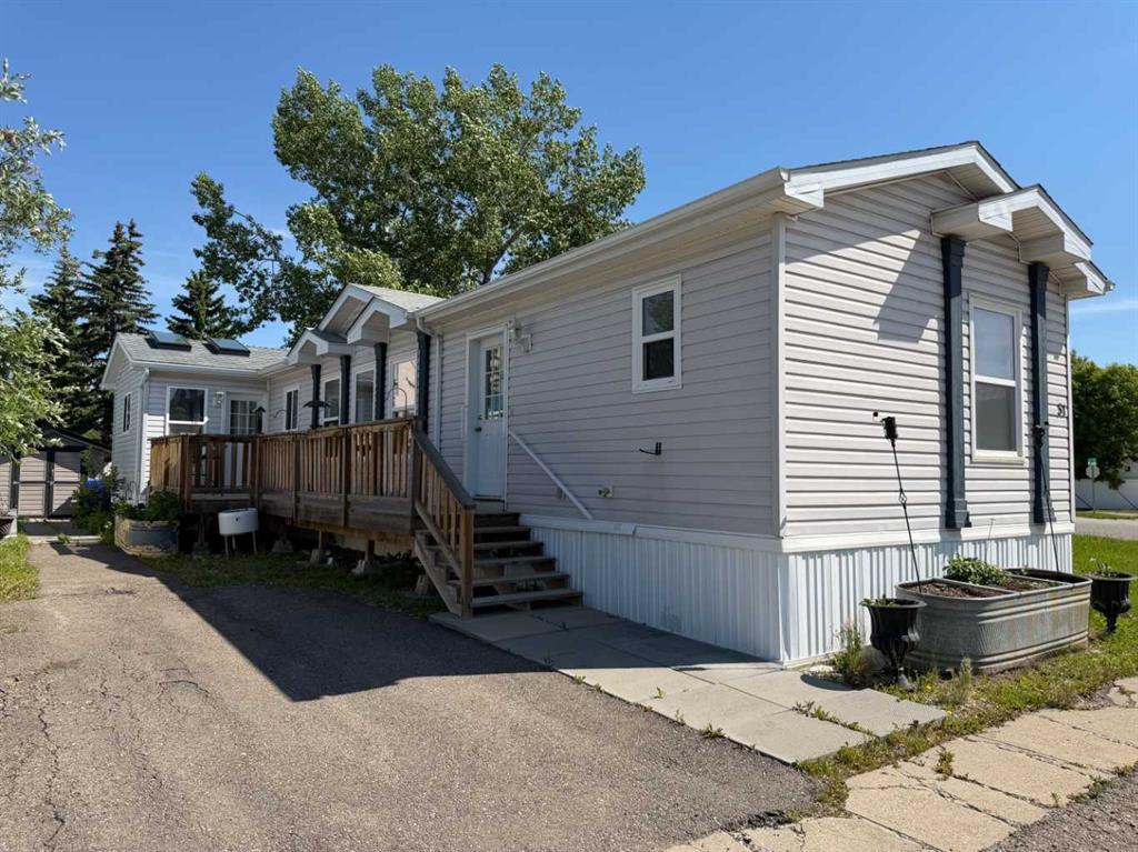 Picture of #51, 5800 46 Street , Olds Real Estate Listing