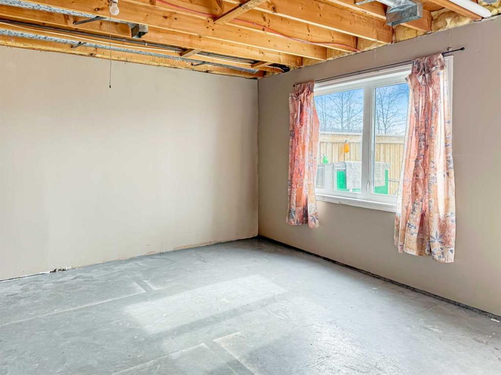 Picture of 57 97 Avenue , Grande Cache Real Estate Listing
