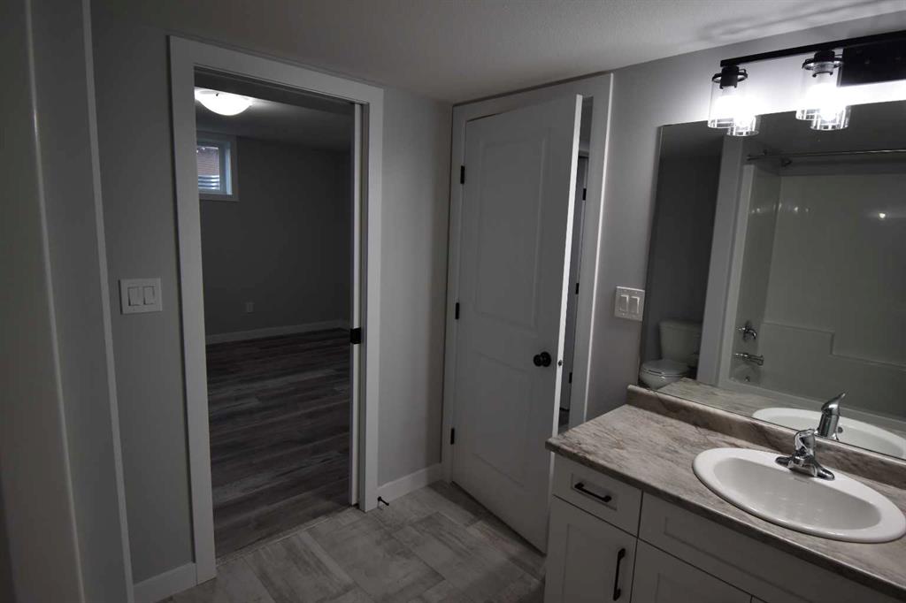 Picture of B, 2005 61 Avenue , Lloydminster Real Estate Listing