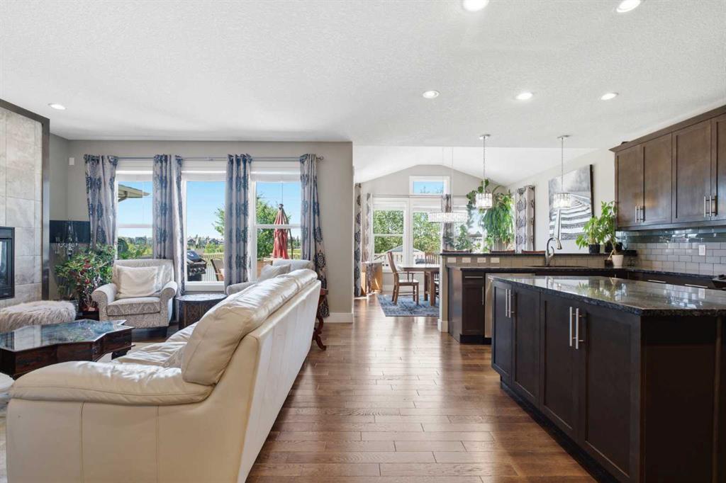 Picture of 11 MARQUIS Crescent SE, Calgary Real Estate Listing