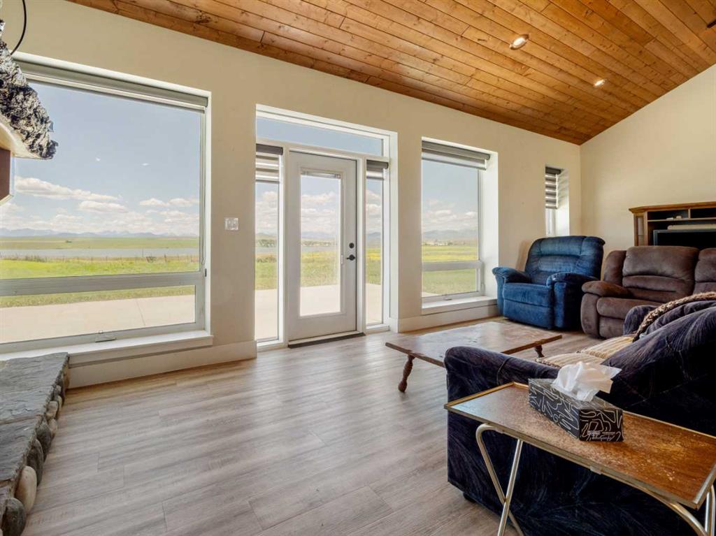Picture of 7516 Range Road 30-2A  , Rural Pincher Creek No. 9, M.D. of Real Estate Listing