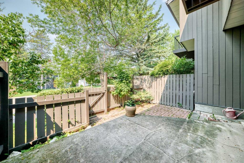 Picture of 815, 3240 66 Avenue SW, Calgary Real Estate Listing