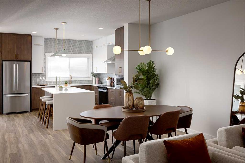 Picture of 540 Tekarra Drive NW, Calgary Real Estate Listing