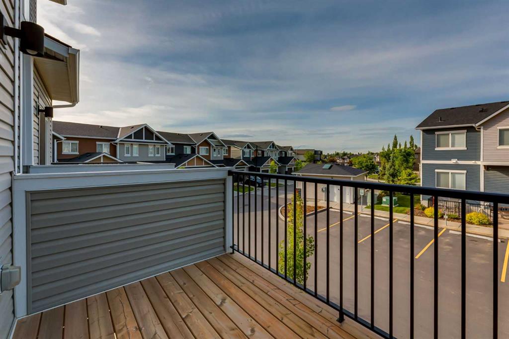 Picture of 138 Tuscany Summit Square NW, Calgary Real Estate Listing