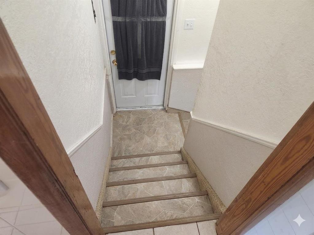 Picture of 303 2 Avenue , Vauxhall Real Estate Listing
