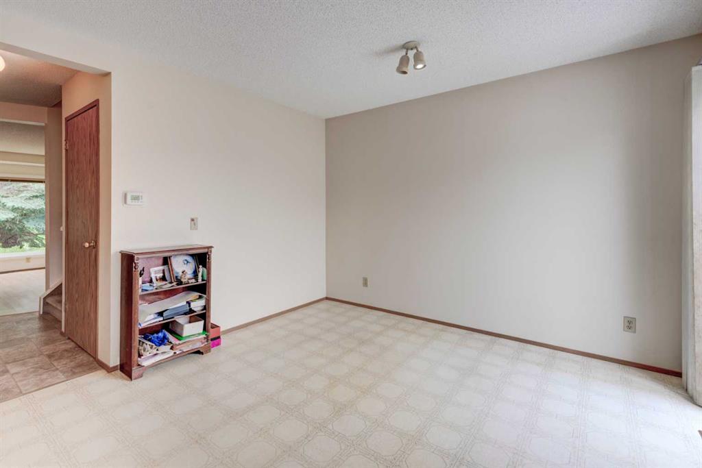 Picture of 232 Erin Woods Drive SE, Calgary Real Estate Listing