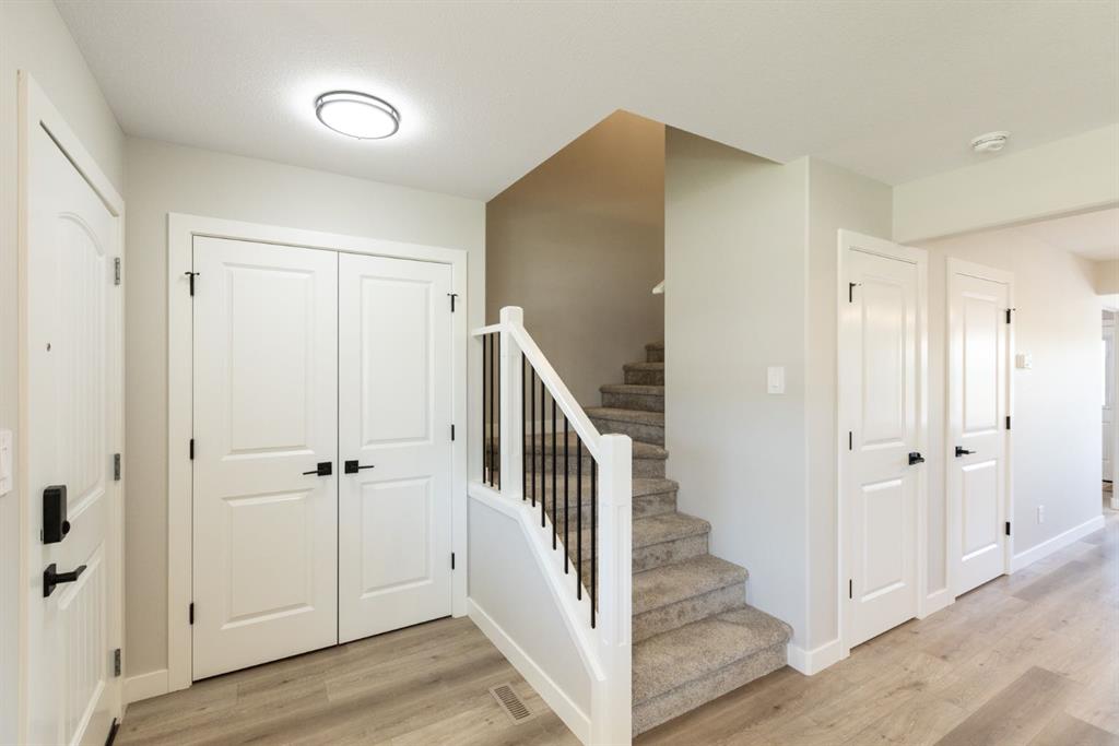 Picture of 250 Halifax Close , Penhold Real Estate Listing