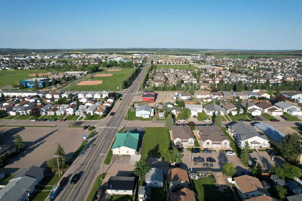 Picture of 4634 45 Street  , Sylvan Lake Real Estate Listing