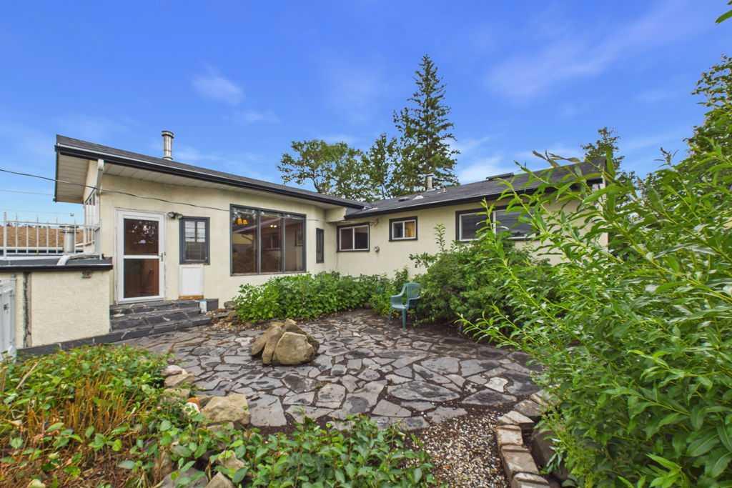 Picture of 28 Franklin Drive SE, Calgary Real Estate Listing