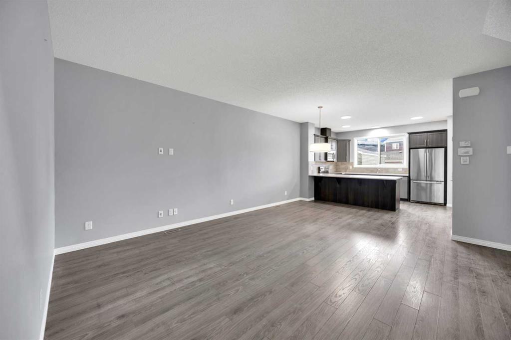 Picture of 281 Cornerstone Passage NE, Calgary Real Estate Listing