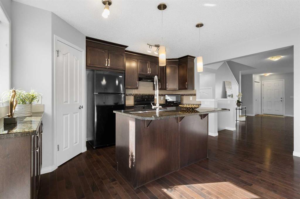 Picture of 49 Auburn Crest Lane SE, Calgary Real Estate Listing