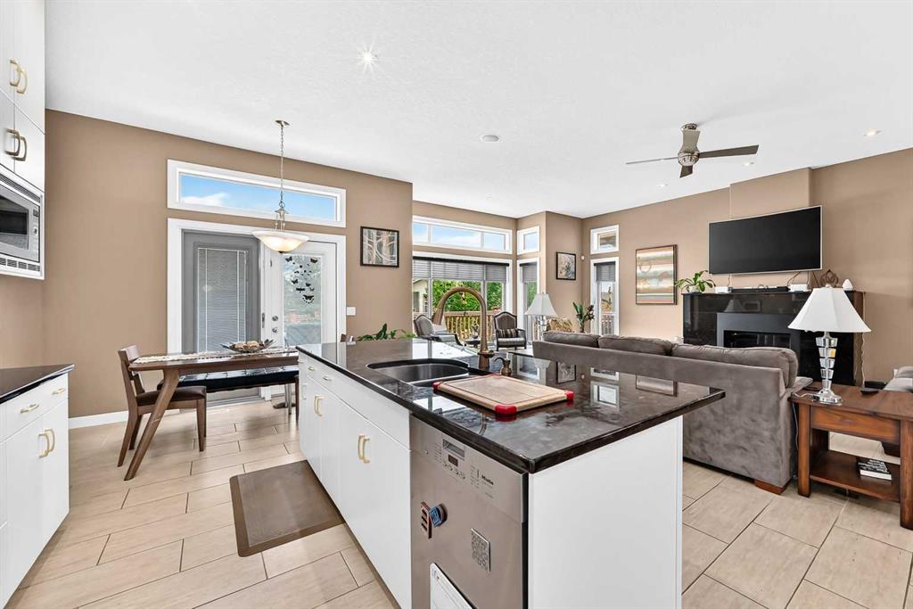 Picture of 116 Bridle Estates Road SW, Calgary Real Estate Listing