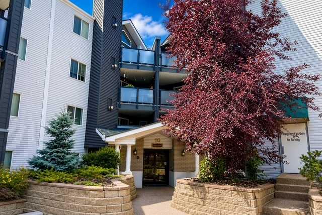 Picture of 214, 10 Sierra Morena Mews SW, Calgary Real Estate Listing