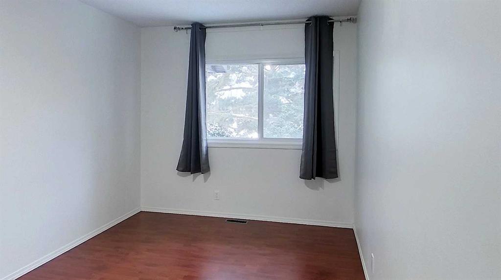 Picture of 20, 5215 6 Avenue , Edson Real Estate Listing
