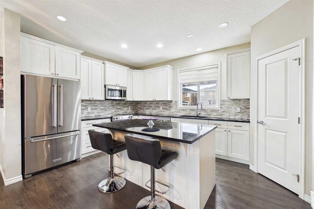 Picture of 83 Redstone Gardens NE, Calgary Real Estate Listing