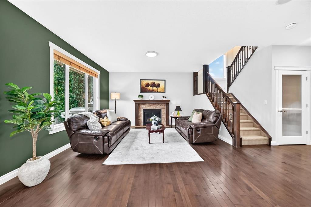 Picture of 188 Magenta Crescent , Chestermere Real Estate Listing