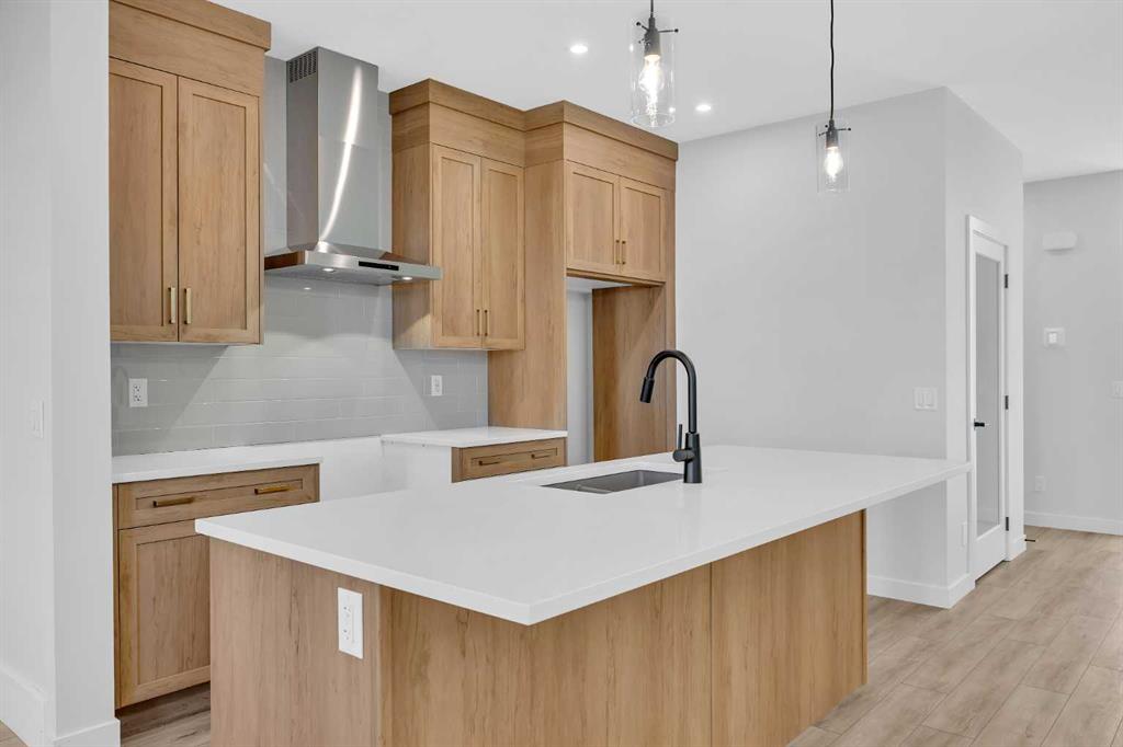 Picture of 26 Versant Path SW, Calgary Real Estate Listing