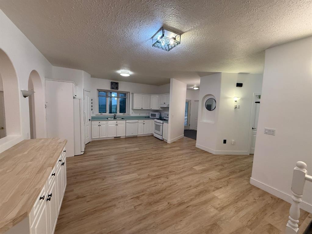 Picture of 25336 Highway 43 Highway E, Ridgevalley Real Estate Listing