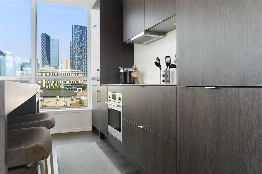 Picture of 326, 615 6 Avenue SE, Calgary Real Estate Listing