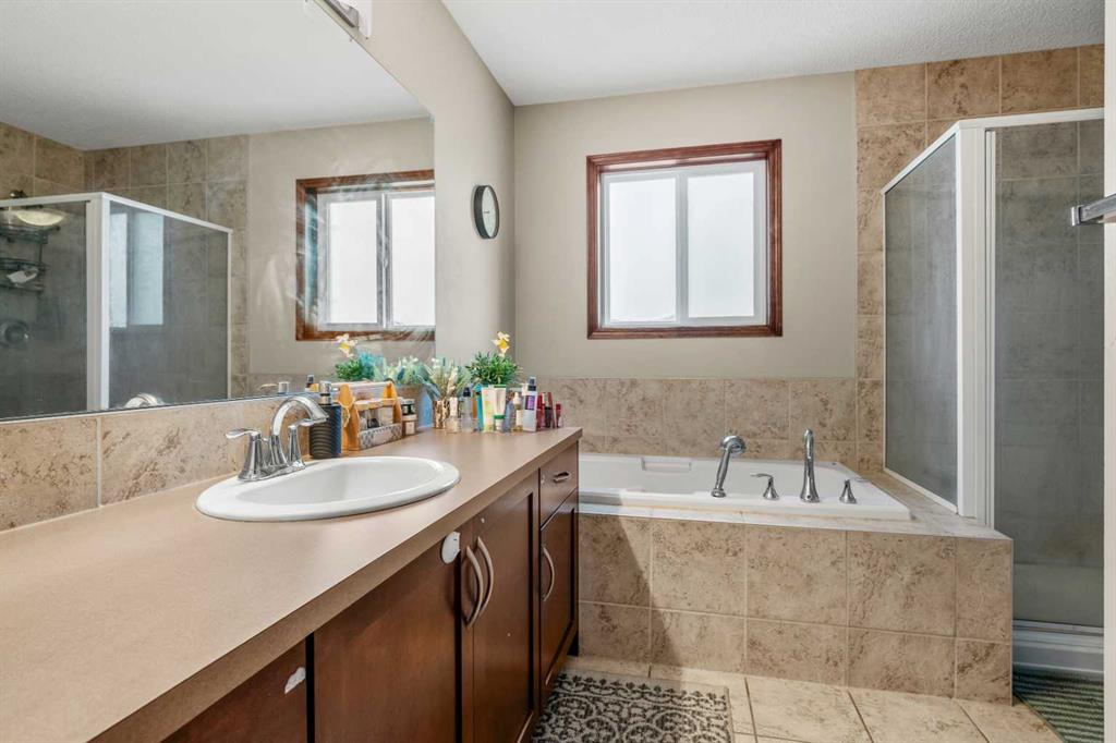 Picture of 562 Cranston Drive SE, Calgary Real Estate Listing