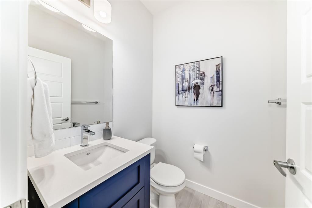 Picture of 194 Willow Place , Cochrane Real Estate Listing