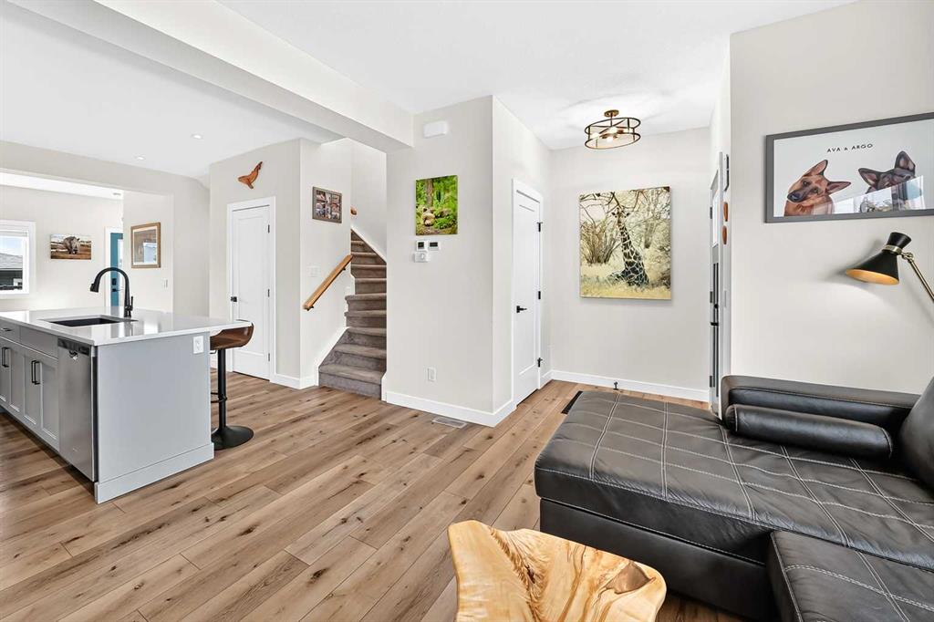 Picture of 49 River Heights Drive NW, Cochrane Real Estate Listing