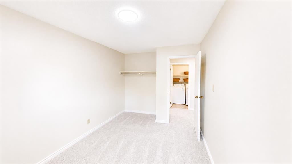 Picture of 107, 405 Columbia Boulevard W, Lethbridge Real Estate Listing