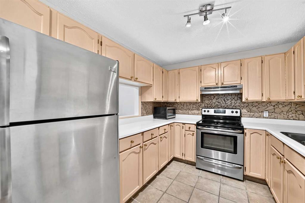 Picture of 15 Falshire Terrace NE, Calgary Real Estate Listing